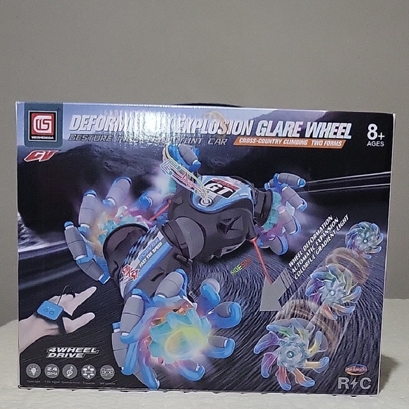 NIB Deformation Explosion Glare Wheel RC Gesture Induction Stunt Car‎